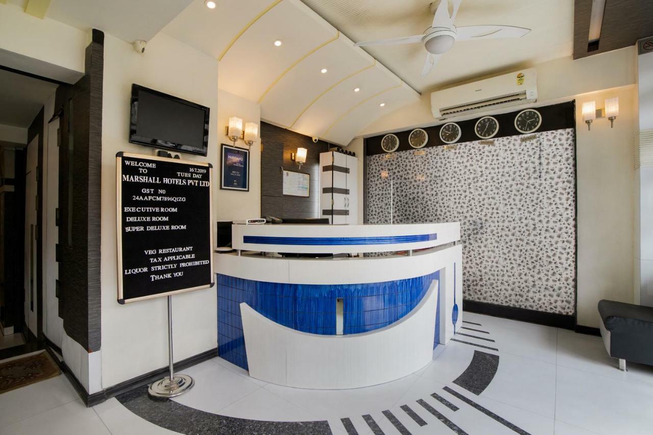 Capital O 978 Marshall The Hotel Ahmedabad Ngoại thất bức ảnh